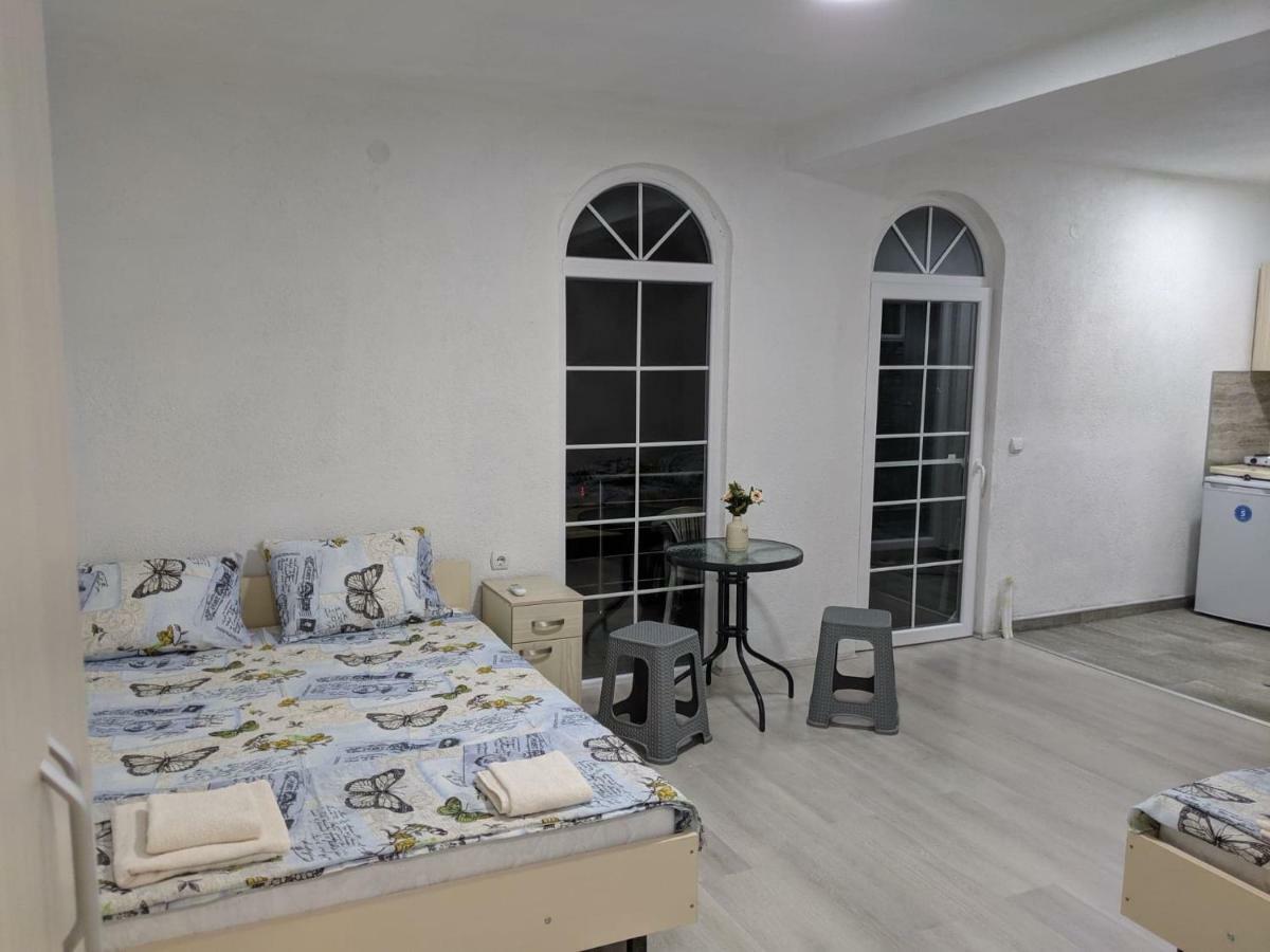 Apartments Groshev Dojran Exterior photo